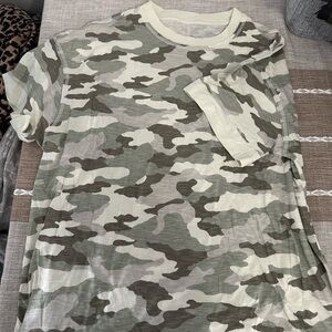 Aerie Camouflage Short Sleeve Tee - Green and Tan